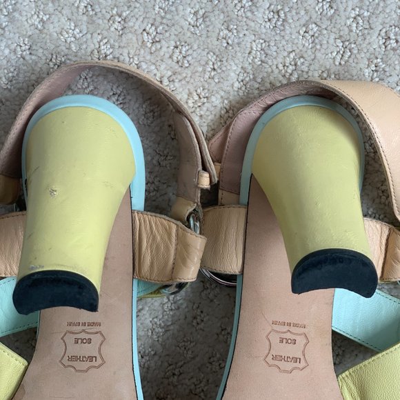 STUART WEITZMAN Pastel Sandals - Picture 3 of 10